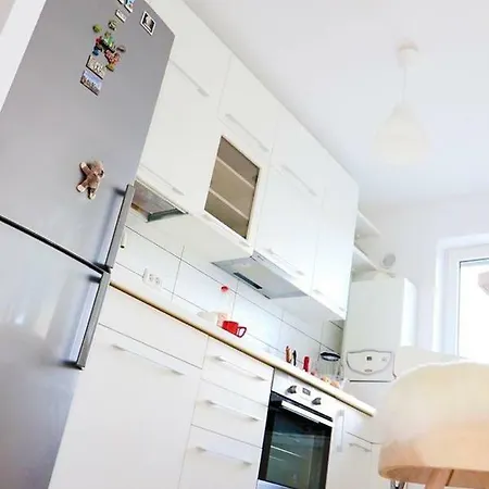 Апартаменти Gaby's Cozy *